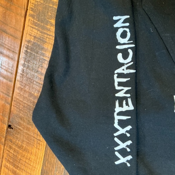 XXXTentacion Broken Heart Black Graphic Hoodie – Size XL - Picture 5 of 9